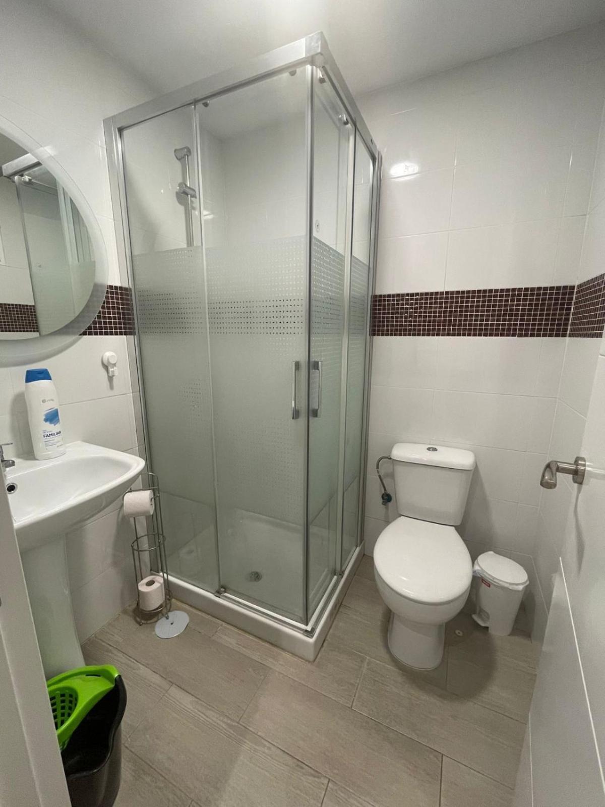 Benalmadena Playa Apartamentos مالقة المظهر الخارجي الصورة
